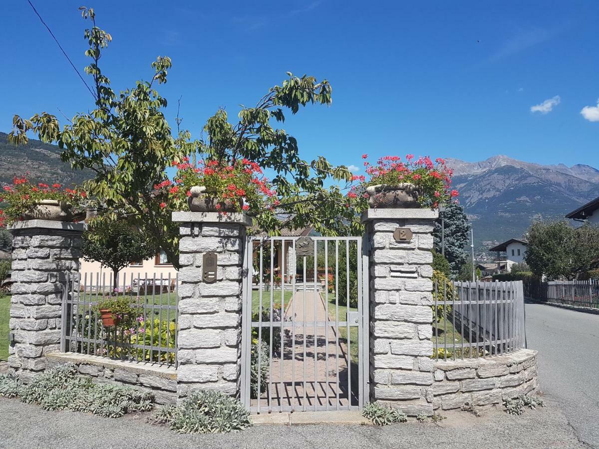 Apartmán Casa Di Tia Aosta Exteriér fotografie