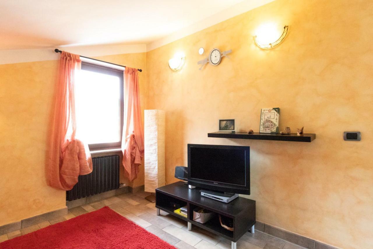 Apartmán Casa Di Tia Aosta Exteriér fotografie